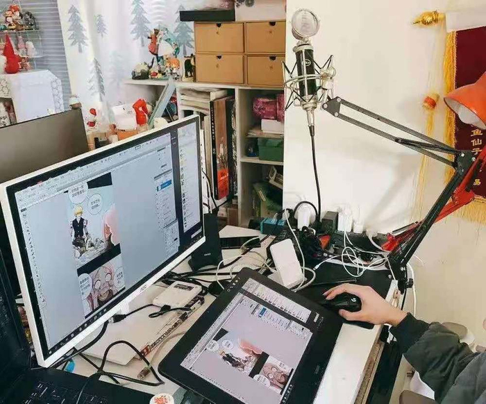 图：国漫作者们的日常工作台