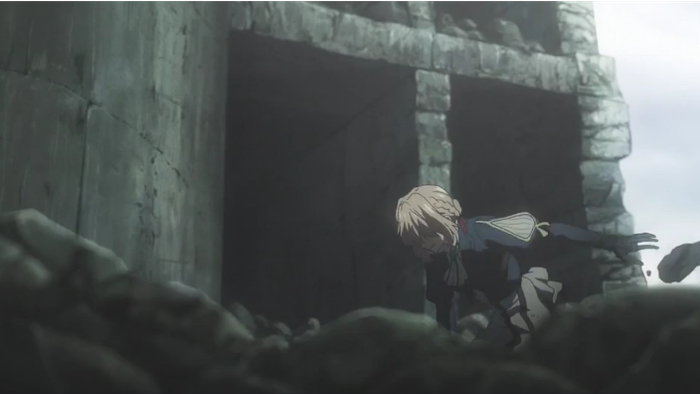 京阿尼纵火案后的废墟&《紫罗兰》中战争后的废墟