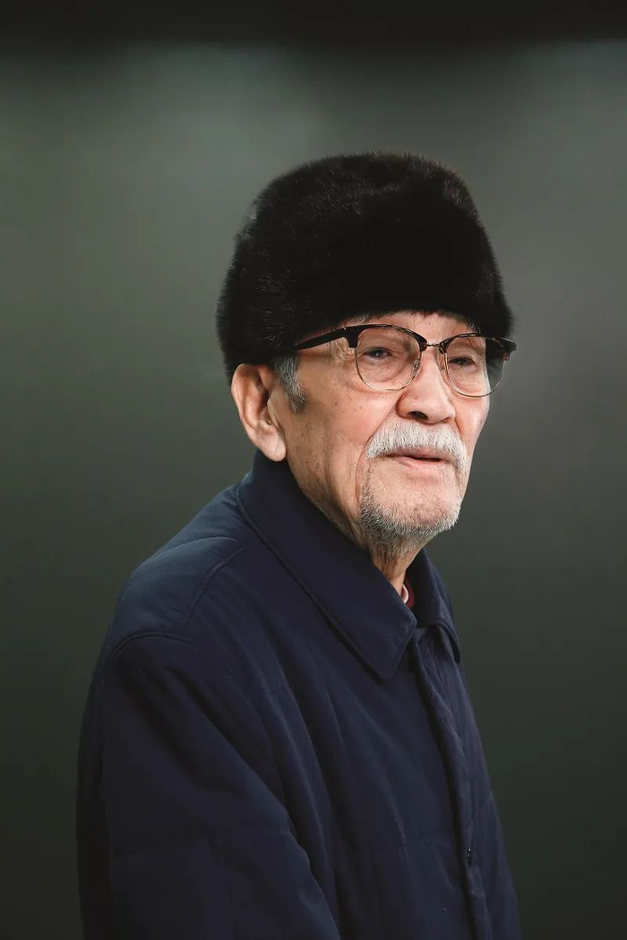 ·2021年1月21日，乌可力在北京接受本刊记者专访。（本刊记者 侯欣颖 / 摄 ）