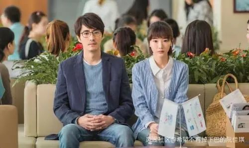 图源：《三十而已》剧照，左为陈屿，右为钟晓芹