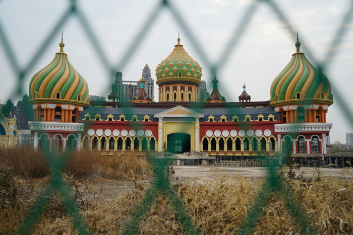 刚被粉刷过的“祥云国际”。摄影：李游