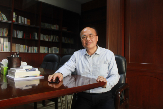 莆田市教育局局长卓金贤 黄玉璐/摄