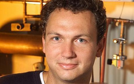 扬·亨德里克·舍恩（Jan Hendrik Schön, 1970年-）