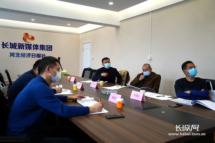 “河北省‘节水·惜水’吉祥物征集大赛”定评会现场。 李文培 摄