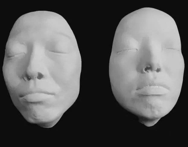 图| “夫妻脸”复刻雕塑