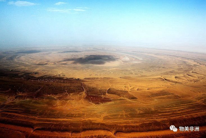 飞机上俯瞰撒哈拉之眼