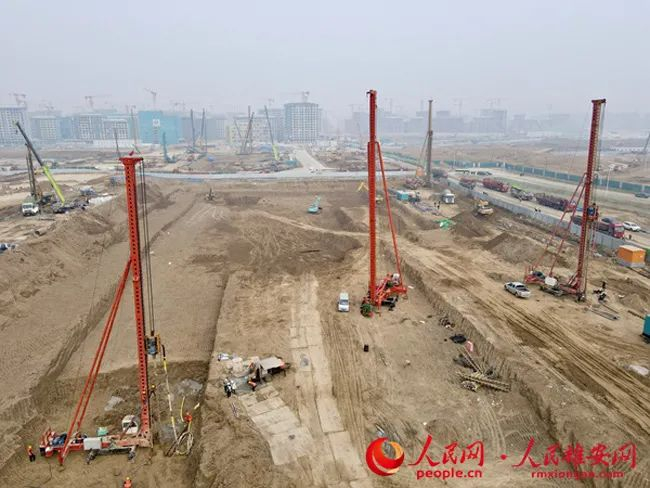 雄安·金湖未来城项目（容东片区3号地块）三、四标段施工现场。中建二局供图