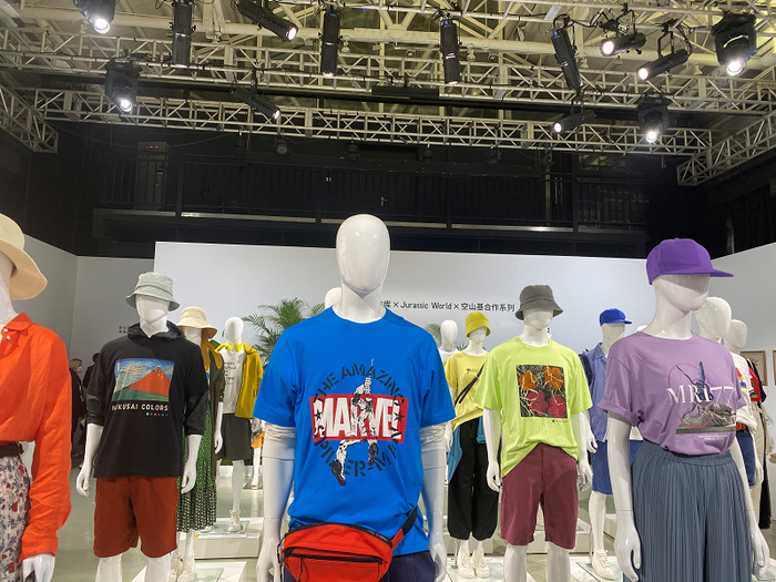 优衣库联名款产品