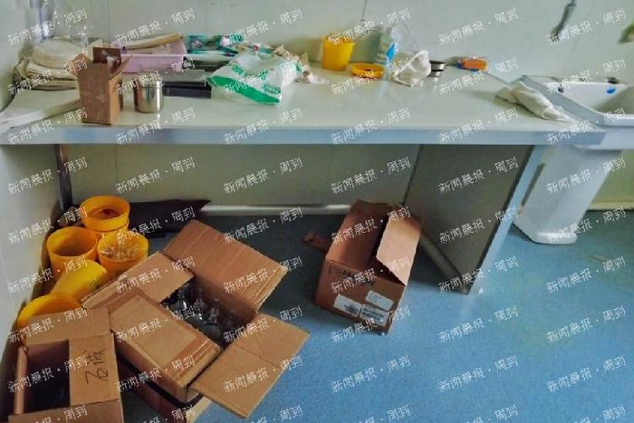 ▲厂房里一片狼藉