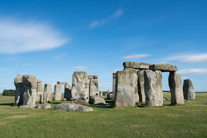 巨石阵（Stonehenge），3000~2000 BC/图片来源：视觉中国