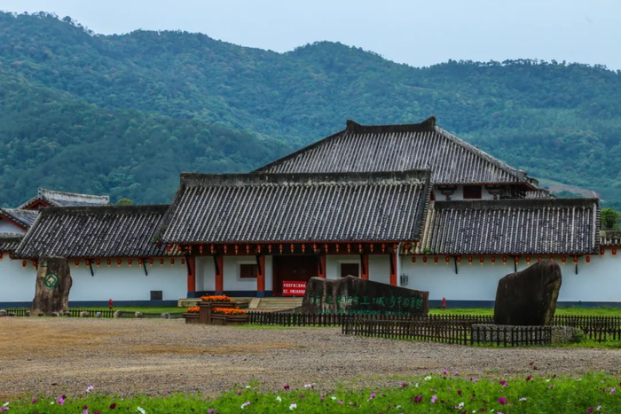 ▲ 城村及城村汉城遗址。摄影/LUKE