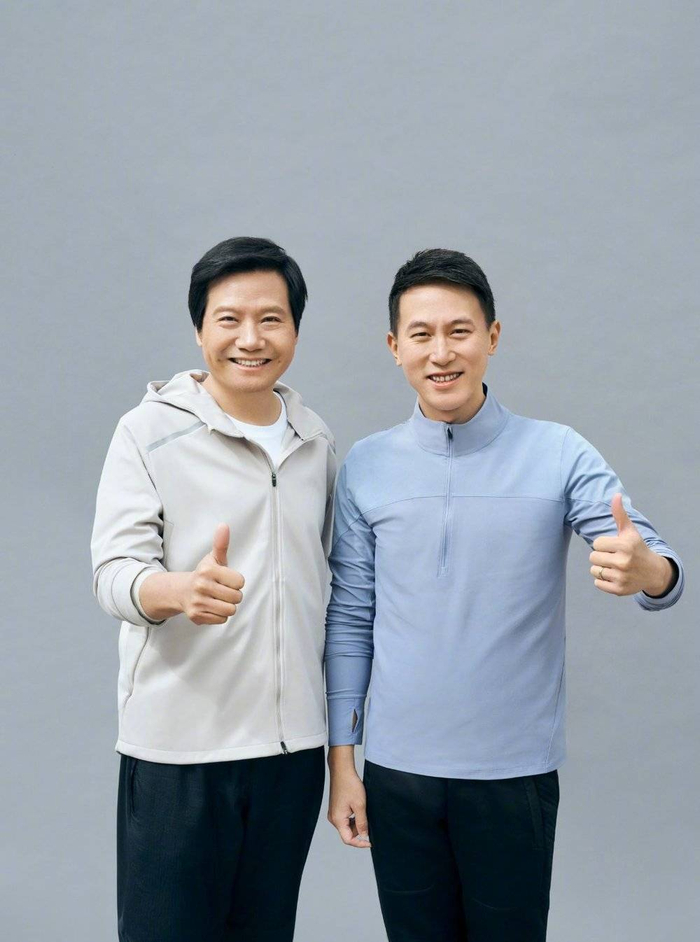 雷军与周受资，来自雷军微博