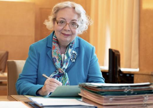 △联合国日内瓦办事处总干事瓦罗瓦娅（图片来自网络）