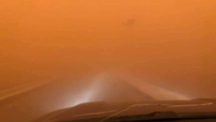 蒙古国13日沙尘景象 / 蒙古国国家紧急事务管理局