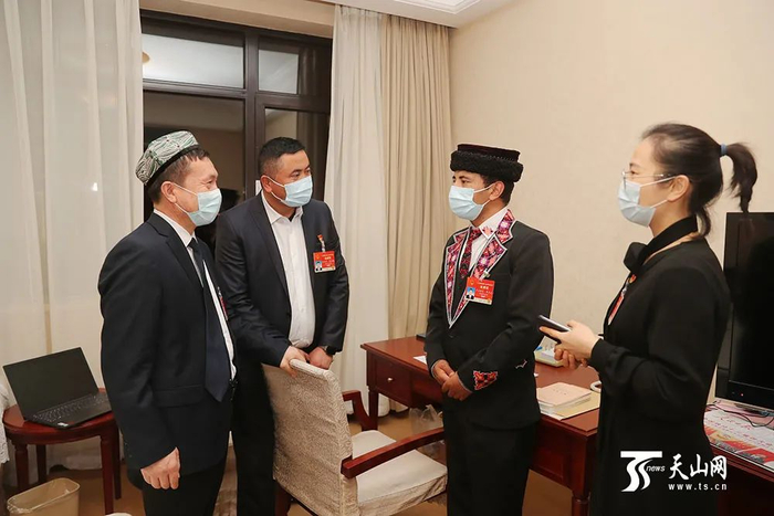 记者 崔志坚 摄