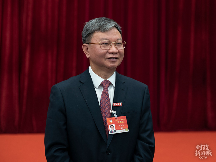 △严纯华委员（总台央视记者王哈男拍摄）