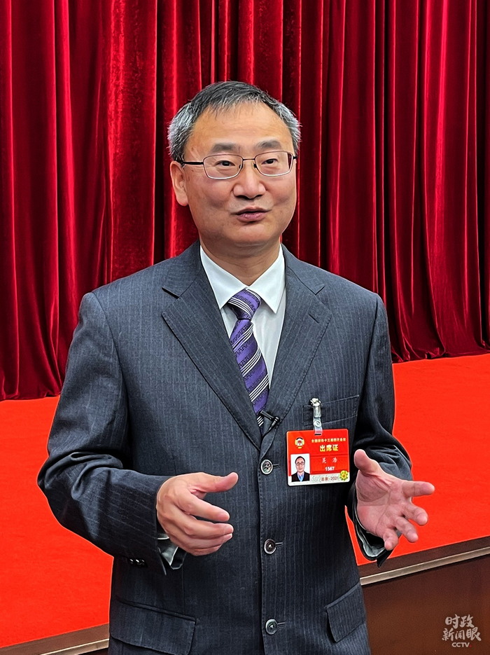 △吴浩委员（总台央视记者杨紫童拍摄）