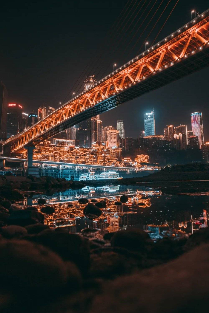 重庆网红打卡圣地洪崖洞。摄影/咔咔