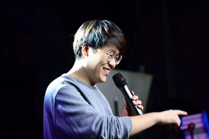 （商演中的416  受访者供图）