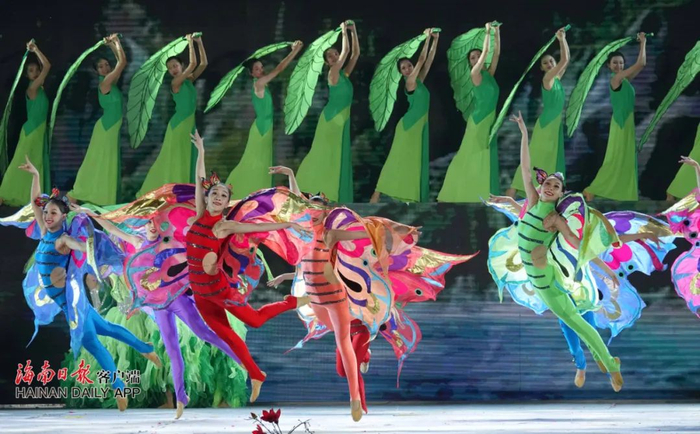 海南“三月三”晚会现场。海南日报记者 陈元才 摄