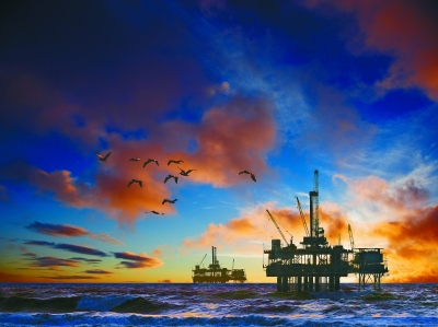  安哥拉政府的2020年至2025年能源计划称，可采石油储量可能高达570亿桶、天然气储量为27万亿立方米。 视觉中国 供图