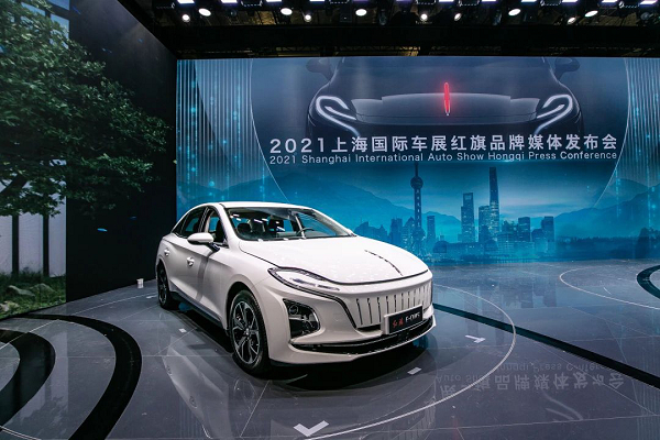 新红旗E-QM5在2021上海车展展出。（中国一汽供图）