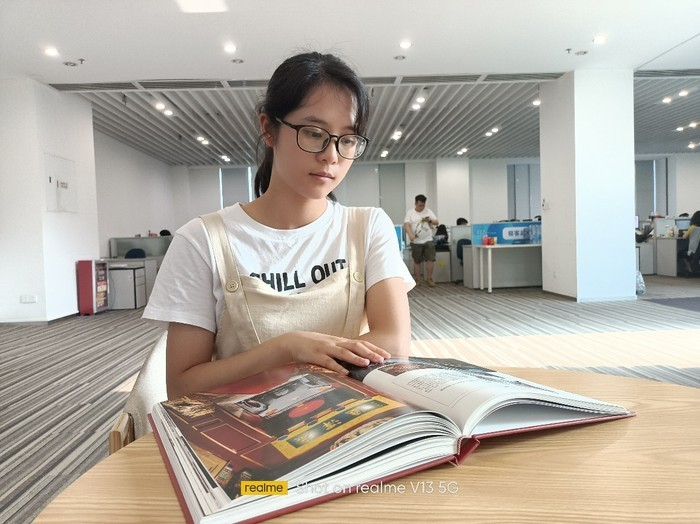 （未开启人像虚化模式）