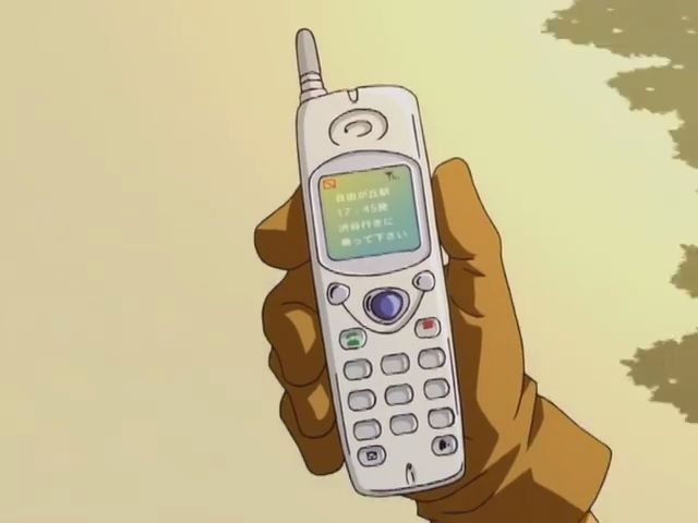 《数码宝贝4》（2002），故事开始于主角手机接受到一条奇怪的短信