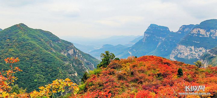 邢台云梦山秋日美景。郭宪芳 摄