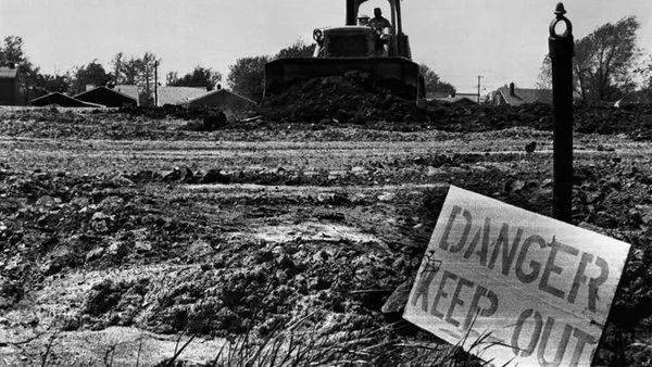 《超级基金法案》又称《综合环境反应补偿与责任法》，是美国为解决危险物质泄漏的治理及其费用负担而制定的法律。图片来源：澎湃新闻