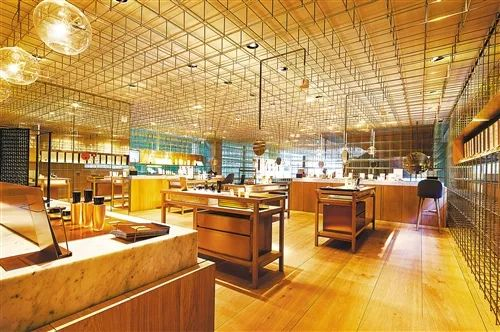 位于韩国首尔江南区的爱茉莉太平洋雪花秀旗舰店内部。（爱茉莉太平洋供图） 