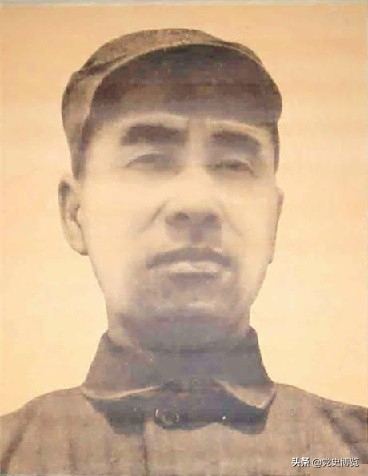 时任东北人民自治军总司令林彪