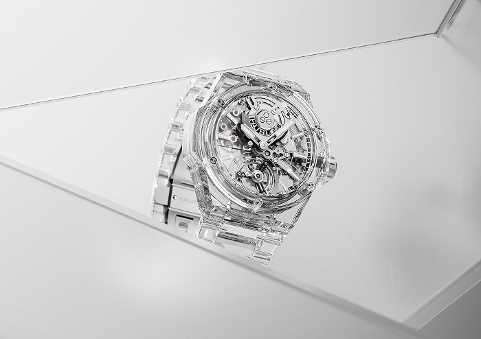 Big Bang Integral一体式陀飞轮全透明蓝宝石腕表  图片来源：HUBLOT