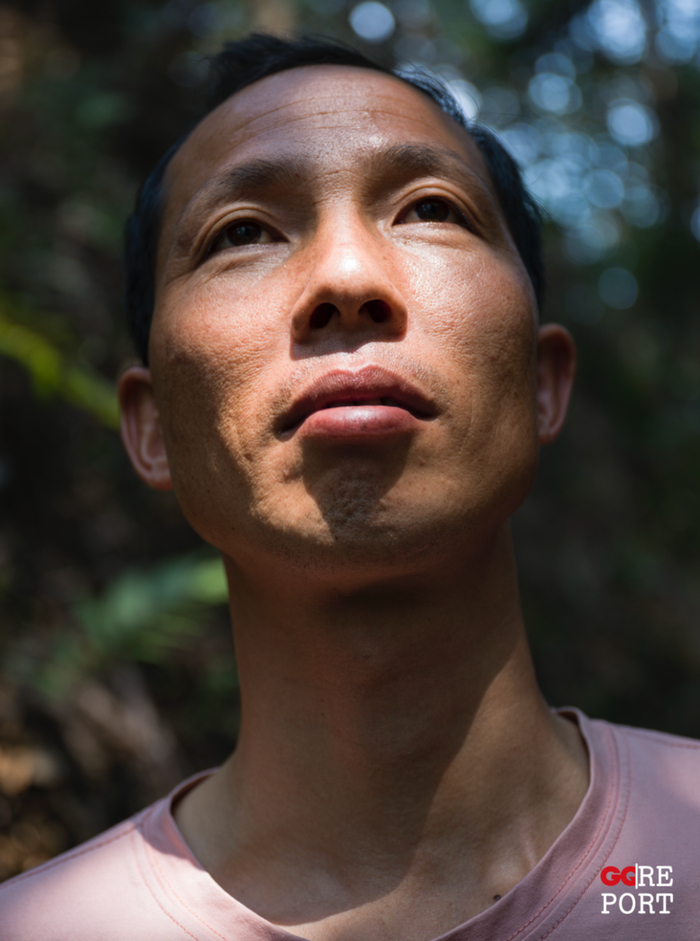 林明照。他的父亲林传先是村里的糕点拼字艺人，现已因病去世了。