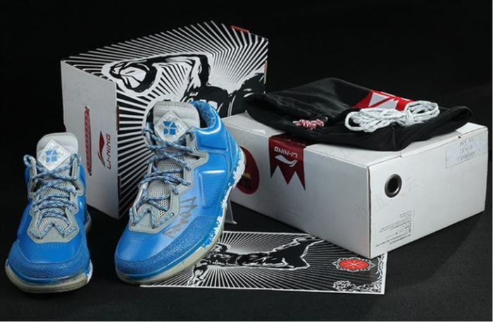 （韦德之道1这款球鞋现在被炒得很贵）