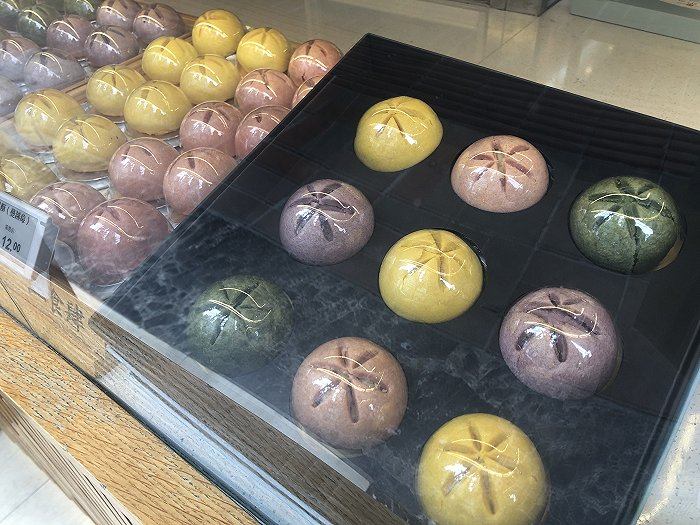 二食肆玉兰酥。摄影：方卓然