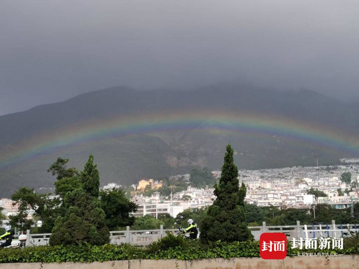  21日上午小刘拍到的彩虹