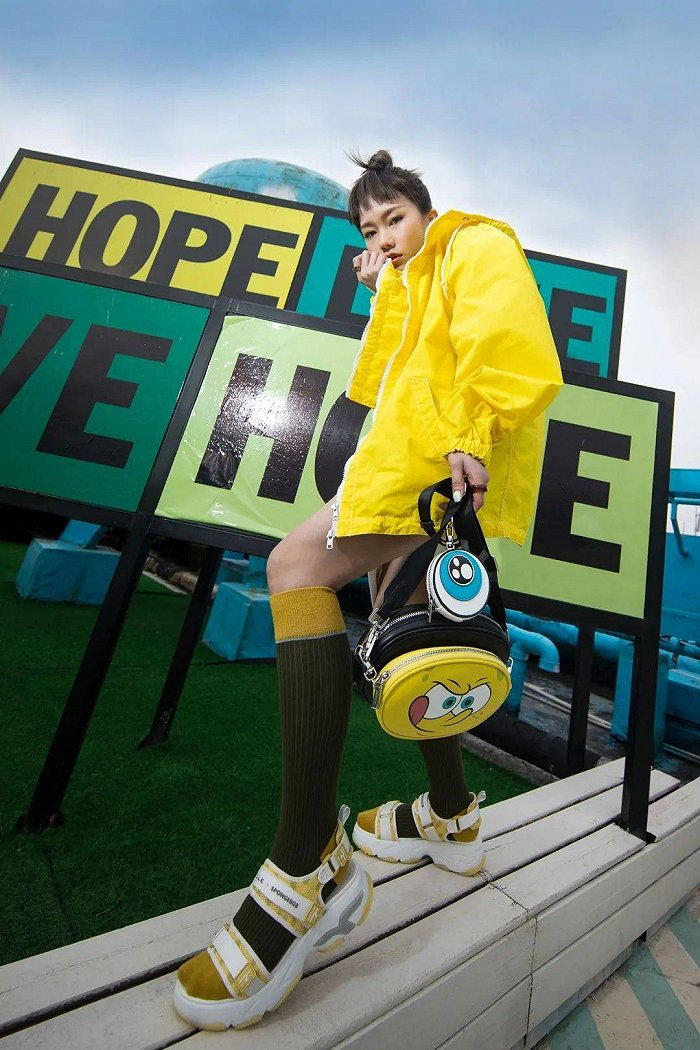 图片来源：百丽