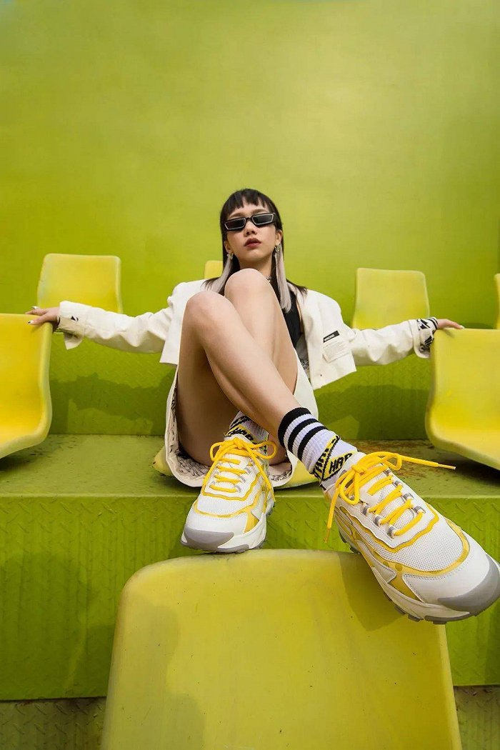 图片来源：百丽