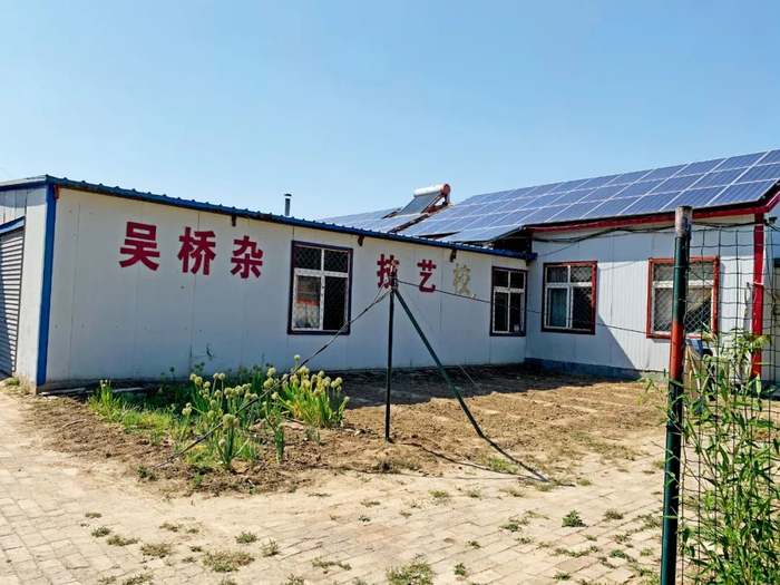  涉事的吴桥县综艺杂技马戏团外景。摄影/本刊记者&nbsp;杨智杰