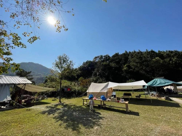 △装备到位，避开高大树木。/作者供图