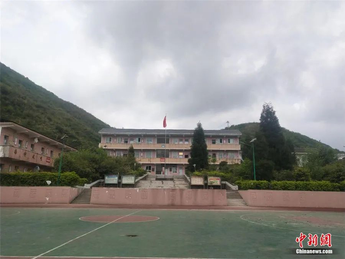 图为黄莲乡希望学校。桐梓县融媒体中心供图