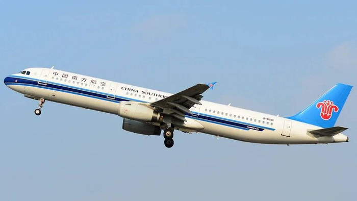 图：给A321一双长腿　摄影：拉上窗帘