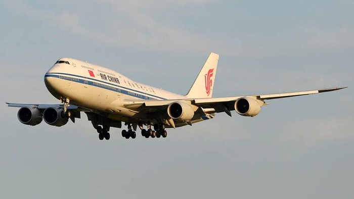 图：大飞机载人多　摄影：拉上窗帘