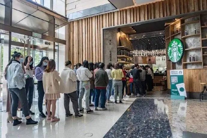 图片来自：星巴克中国微博