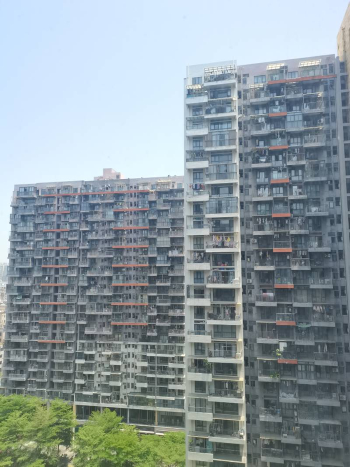 花样年花郡小区内景 张慧敏摄