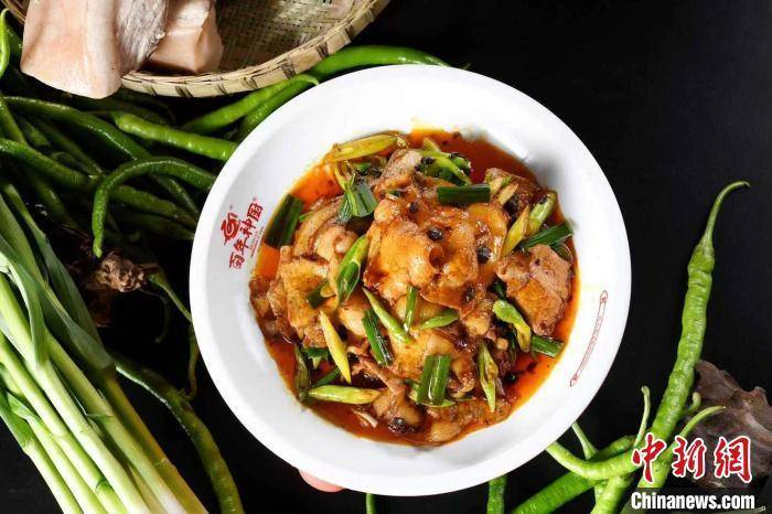 回锅肉成都市商务局供图