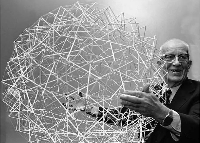 富勒与他的另一件作品，张拉整体球（tensegrity sphere）。图片来源：Flickr / Public Domain Mark 1.0
