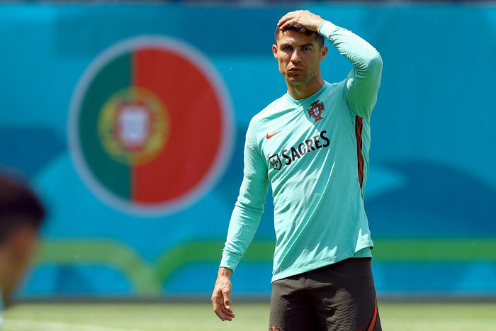 C罗训练备战图据视觉中国