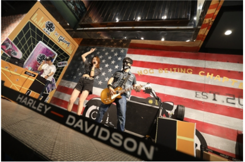 乐体控和Gibson共同演绎主题曲